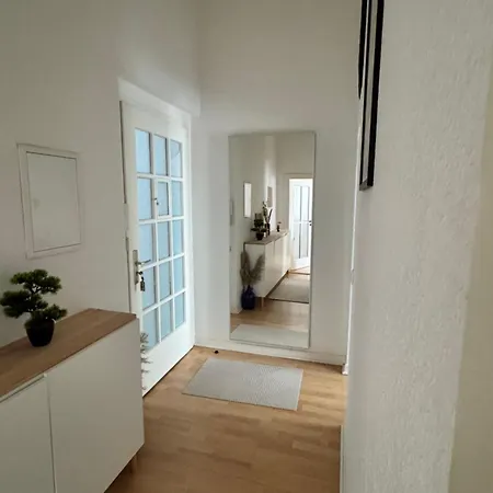 2-zimmer-apartment In Hannover-suedstadt In U-bahn & Messenaehe Daire *