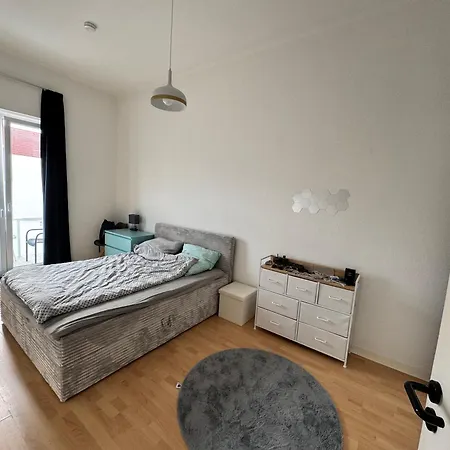 2-zimmer-apartment In Hannover-suedstadt In U-bahn & Messenaehe Daire Hannover